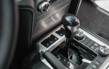 Toyota Land Cruiser 200, 2015 год, 4 349 000 рублей, 10 фотография