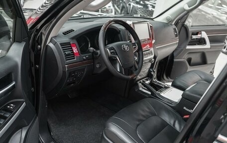 Toyota Land Cruiser 200, 2015 год, 4 349 000 рублей, 6 фотография