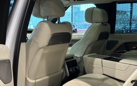 Land Rover Range Rover IV рестайлинг, 2025 год, 26 990 000 рублей, 20 фотография