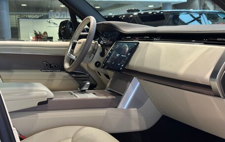 Land Rover Range Rover IV рестайлинг, 2025 год, 26 990 000 рублей, 22 фотография