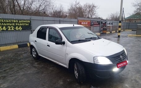 Renault Logan I, 2013 год, 430 000 рублей, 1 фотография