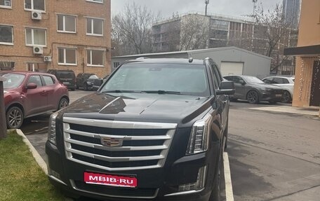 Cadillac Escalade IV, 2019 год, 5 500 000 рублей, 1 фотография