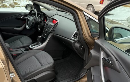 Opel Astra J, 2013 год, 830 000 рублей, 26 фотография