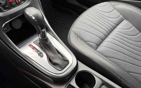 Opel Astra J, 2013 год, 830 000 рублей, 34 фотография