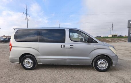 Hyundai Grand Starex Grand Starex I рестайлинг 2, 2008 год, 1 280 000 рублей, 4 фотография