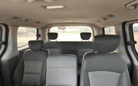 Hyundai Grand Starex Grand Starex I рестайлинг 2, 2008 год, 1 280 000 рублей, 9 фотография