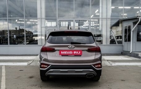 Hyundai Santa Fe IV, 2018 год, 3 000 000 рублей, 4 фотография