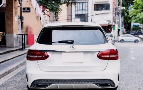 Mercedes-Benz C-Класс, 2017 год, 1 600 000 рублей, 6 фотография