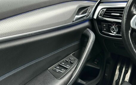 BMW 5 серия, 2018 год, 3 249 000 рублей, 21 фотография