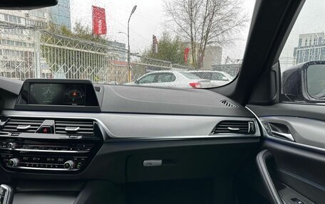 BMW 5 серия, 2018 год, 3 249 000 рублей, 29 фотография