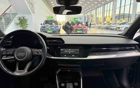 Audi A3, 2022 год, 2 420 000 рублей, 13 фотография