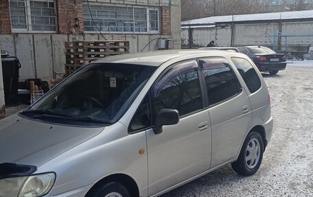 Toyota Corolla Spacio II, 2000 год, 400 000 рублей, 14 фотография