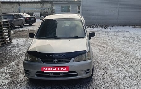Toyota Corolla Spacio II, 2000 год, 400 000 рублей, 13 фотография