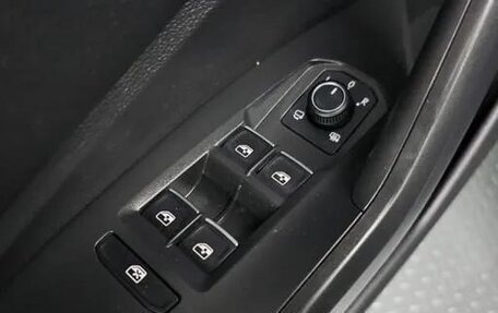 Volkswagen Jetta VII, 2021 год, 2 300 000 рублей, 17 фотография