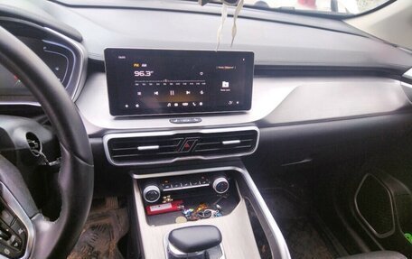 Geely Coolray I, 2023 год, 1 620 000 рублей, 4 фотография