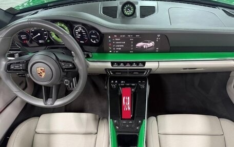 Porsche 911, 2023 год, 24 400 000 рублей, 8 фотография