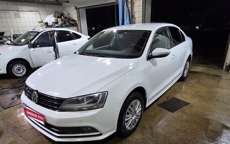 Volkswagen Jetta VI, 2017 год, 1 200 000 рублей, 1 фотография