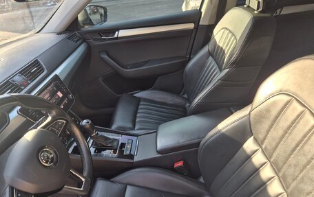 Skoda Superb III рестайлинг, 2018 год, 1 620 000 рублей, 7 фотография