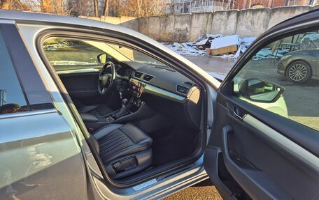 Skoda Superb III рестайлинг, 2018 год, 1 620 000 рублей, 12 фотография