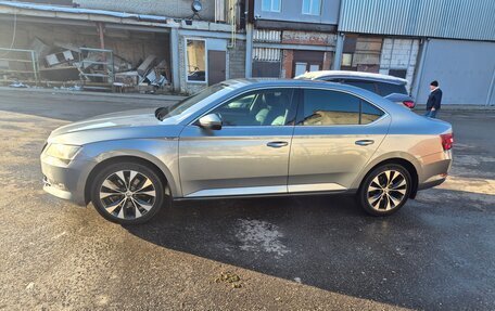 Skoda Superb III рестайлинг, 2018 год, 1 620 000 рублей, 16 фотография