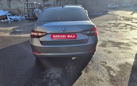 Skoda Superb III рестайлинг, 2018 год, 1 620 000 рублей, 15 фотография