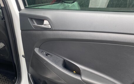 Hyundai Tucson III, 2017 год, 2 290 000 рублей, 13 фотография