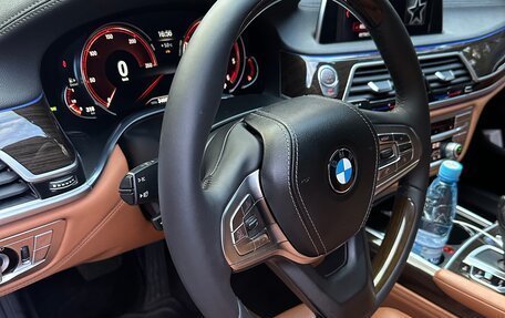 BMW 7 серия, 2017 год, 3 090 000 рублей, 6 фотография