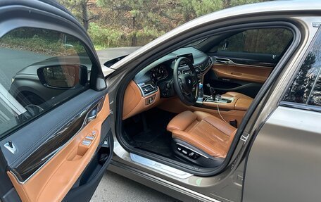 BMW 7 серия, 2017 год, 3 090 000 рублей, 8 фотография