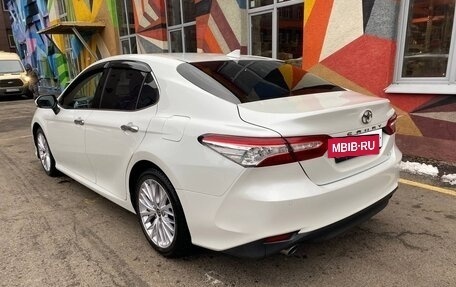 Toyota Camry, 2020 год, 3 500 000 рублей, 5 фотография