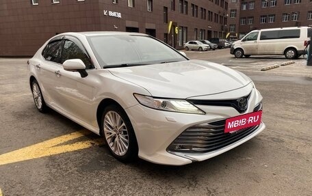 Toyota Camry, 2020 год, 3 500 000 рублей, 3 фотография