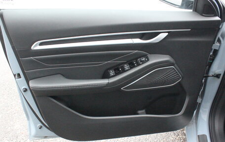 Geely Emgrand, 2024 год, 2 087 000 рублей, 9 фотография