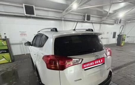 Toyota RAV4, 2013 год, 1 700 000 рублей, 2 фотография