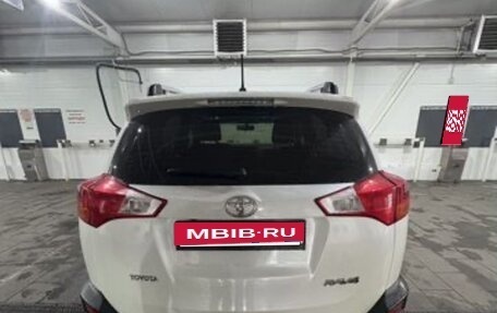 Toyota RAV4, 2013 год, 1 700 000 рублей, 5 фотография