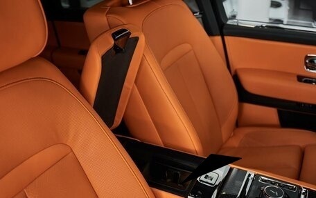 Rolls-Royce Cullinan, 2025 год, 62 000 000 рублей, 20 фотография