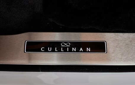 Rolls-Royce Cullinan, 2025 год, 62 000 000 рублей, 29 фотография