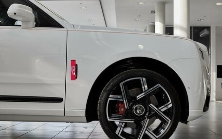 Rolls-Royce Cullinan, 2025 год, 62 000 000 рублей, 30 фотография