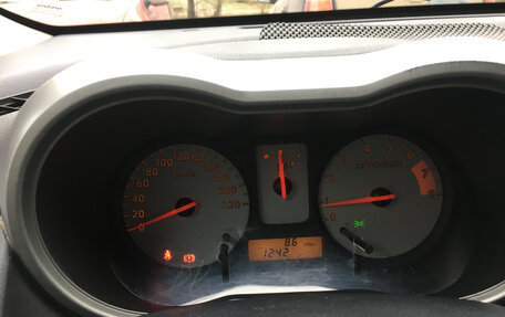 Nissan Note II рестайлинг, 2008 год, 600 000 рублей, 8 фотография