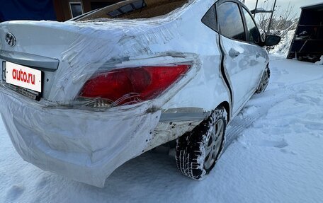 Hyundai Solaris II рестайлинг, 2011 год, 350 000 рублей, 4 фотография