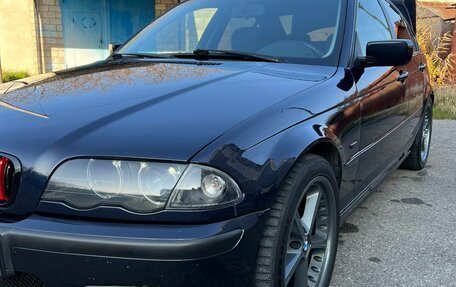 BMW 3 серия, 2001 год, 750 000 рублей, 2 фотография