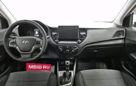 Hyundai Solaris II рестайлинг, 2021 год, 1 500 000 рублей, 10 фотография