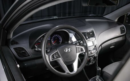 Hyundai Solaris II рестайлинг, 2013 год, 899 000 рублей, 7 фотография