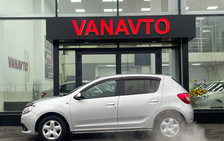 Renault Sandero II рестайлинг, 2014 год, 690 000 рублей, 2 фотография