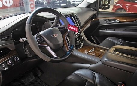 Cadillac Escalade IV, 2019 год, 5 000 000 рублей, 16 фотография