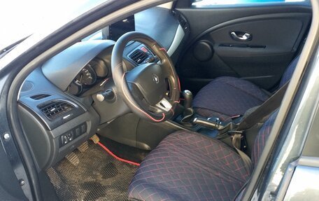 Renault Megane III, 2011 год, 670 000 рублей, 4 фотография