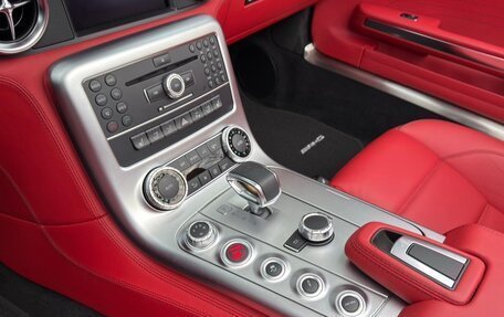 Mercedes-Benz SLS AMG, 2013 год, 28 000 000 рублей, 24 фотография