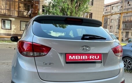 Hyundai ix35 I рестайлинг, 2015 год, 1 580 000 рублей, 2 фотография