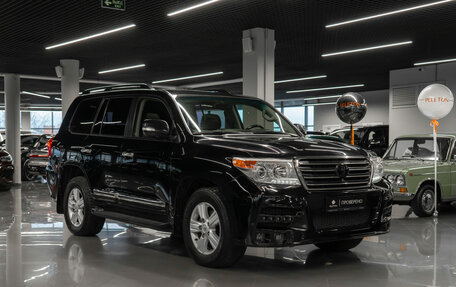 Toyota Land Cruiser 200, 2014 год, 4 300 000 рублей, 2 фотография
