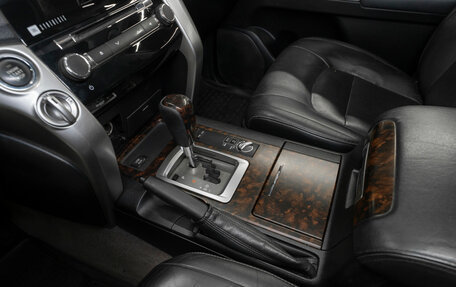 Toyota Land Cruiser 200, 2014 год, 4 300 000 рублей, 16 фотография