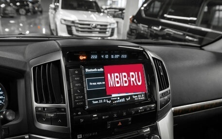 Toyota Land Cruiser 200, 2014 год, 4 300 000 рублей, 17 фотография