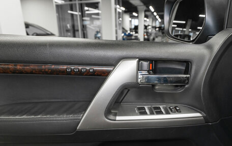 Toyota Land Cruiser 200, 2014 год, 4 300 000 рублей, 19 фотография